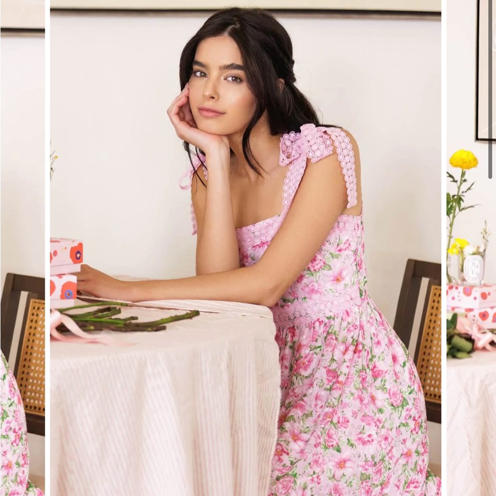 Beautiful pink floral maxi dress
